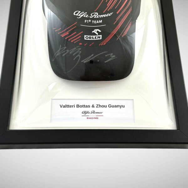 Valtteri Bottas & Zhou Guanyu Signed Alfa Romeo Cap - Image 7