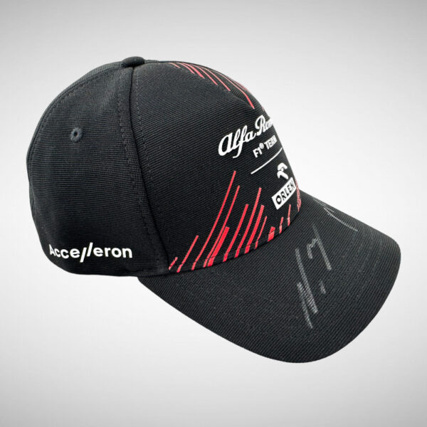 Valtteri Bottas & Zhou Guanyu Signed Alfa Romeo Cap - Image 2