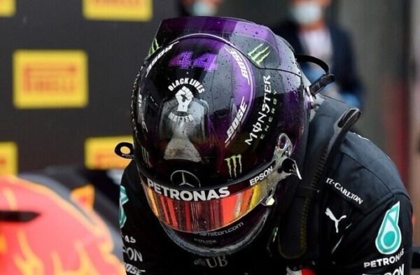 Lewis Hamilton 2020 BLM 1:2 Mini Helmet Upgrade Bundle - Image 6