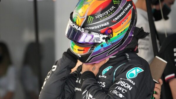 Lewis Hamilton 2021 Qatar 1:2 Helmet Respray & Upgrade Service - Image 3