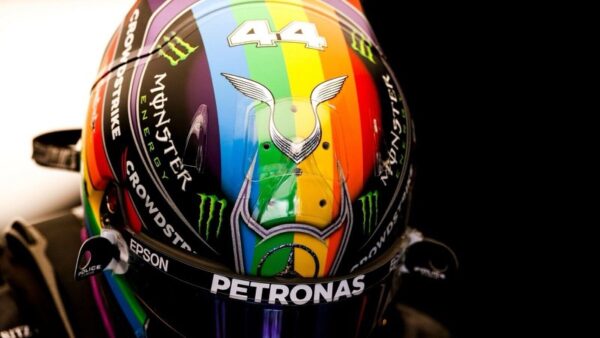 Lewis Hamilton 2021 Qatar 1:2 Helmet Respray & Upgrade Service - Image 5