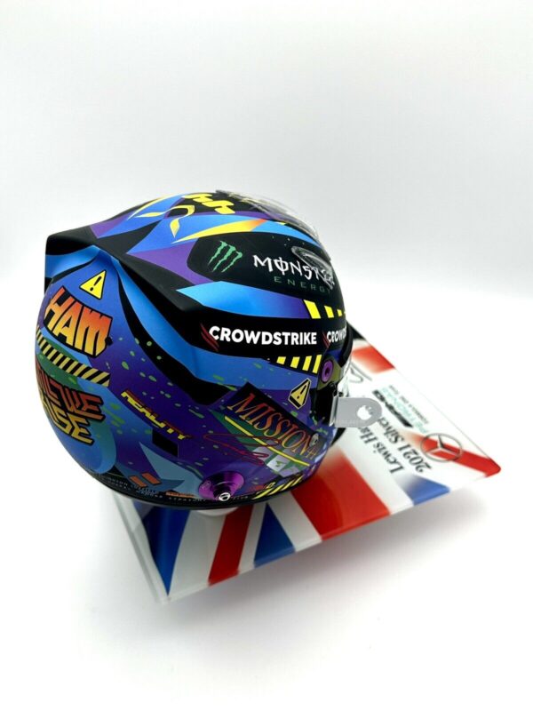 Lewis Hamilton 2021 Silverstone 1:2 Mini Helmet Glass Display Stand - Image 6