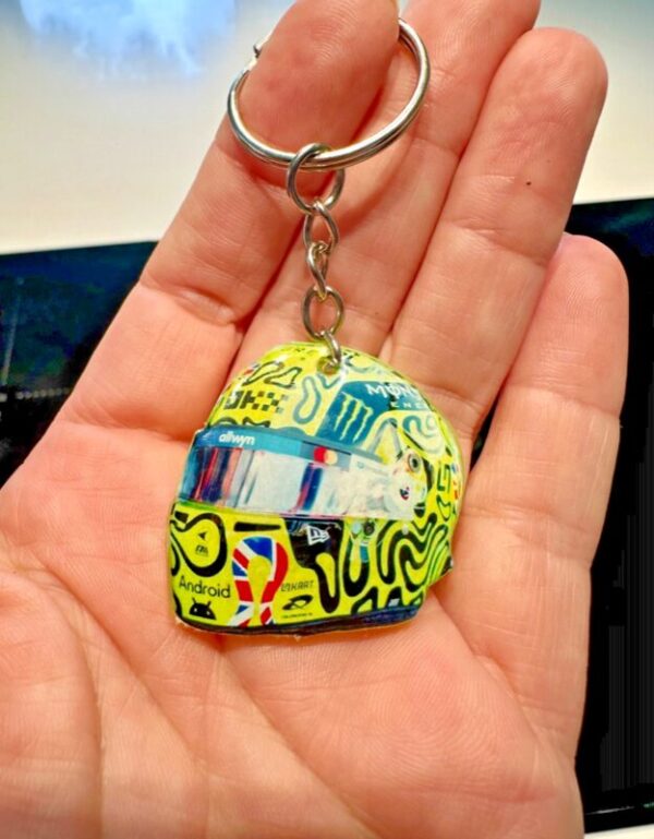Lando Norris 2025 Silverstone GP Win Helmet Keyring - Image 12