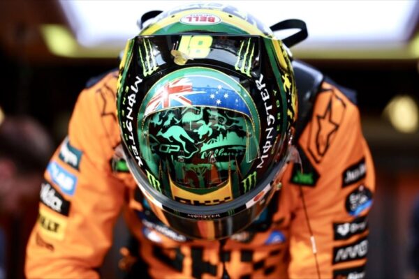 Oscar Piastri 2025 Melbourne Ltd Edition 1:2 Mini Helmet & Upgrades - Image 8