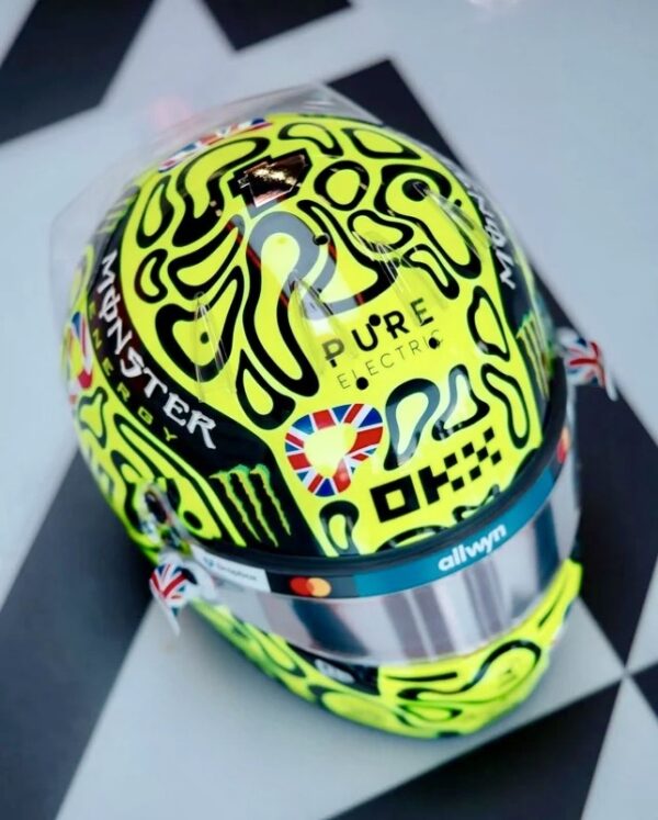 Lando Norris 2025 Silverstone Win 1:2 BELL Helmet Upgrade Bundle - Image 7