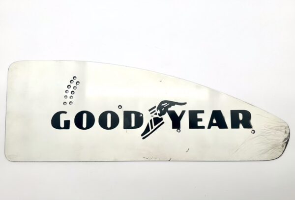 1985 McLaren MP4/2B Niki Lauda used Front Wing Endplate - Image 2